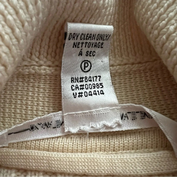 SOLD: Diane von Furstenberg Women's Small Ivory 100% Wool Ribbed Cardigan - Picture 4 of 8